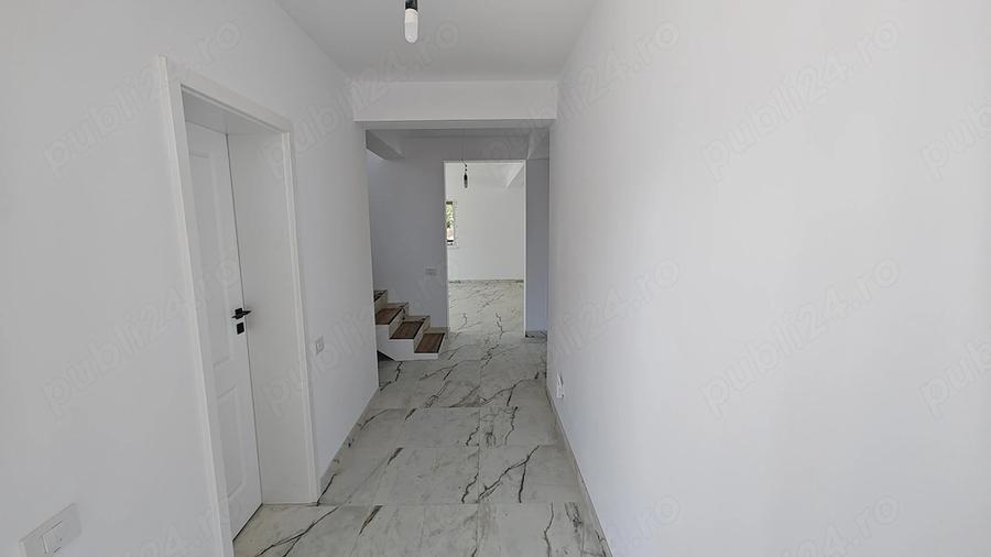 Casă cu 5 camere cu Teren 410 Mp în Pasărea