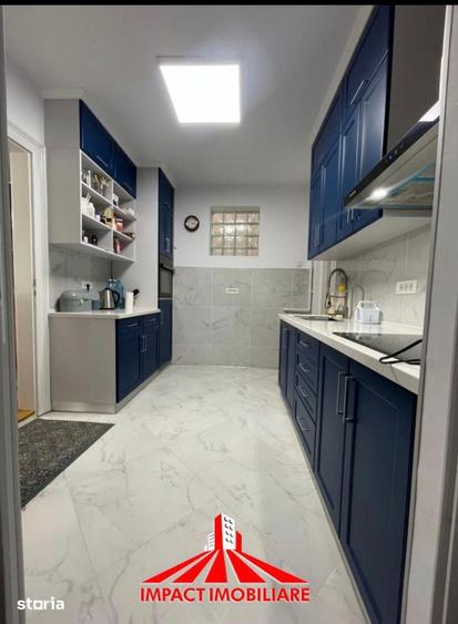 Casă cu 6 camere cu Teren 1745 Mp în Aradul Nou