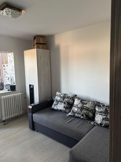 Apartament cu 3 camere în Tătărași
