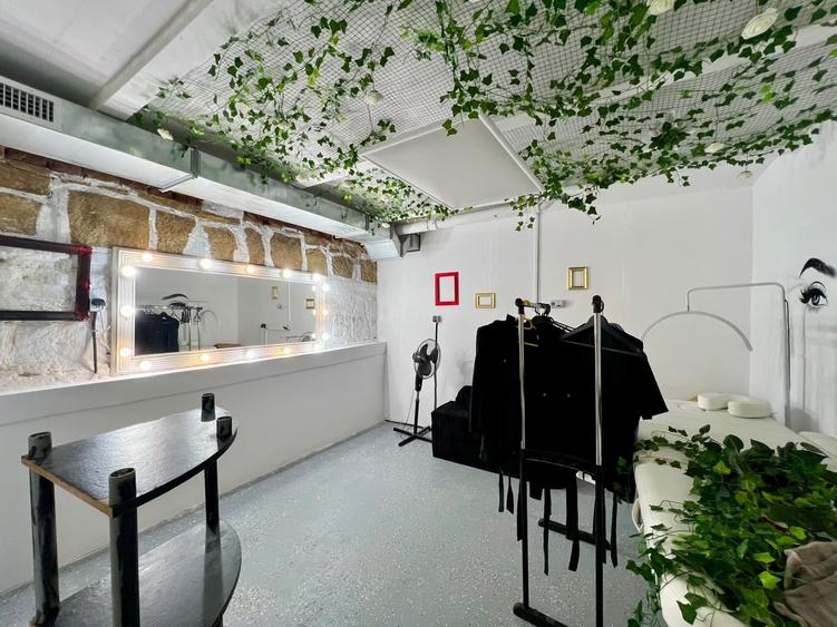 Spațiu comercial, de 207 mp, în Horea