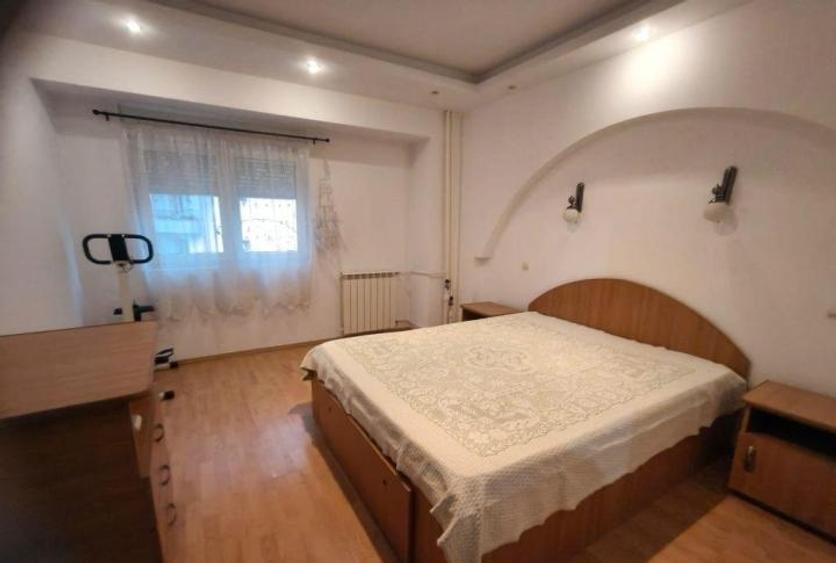 Apartament cu 2 camere decomandat, mobilat în Nerva Traian