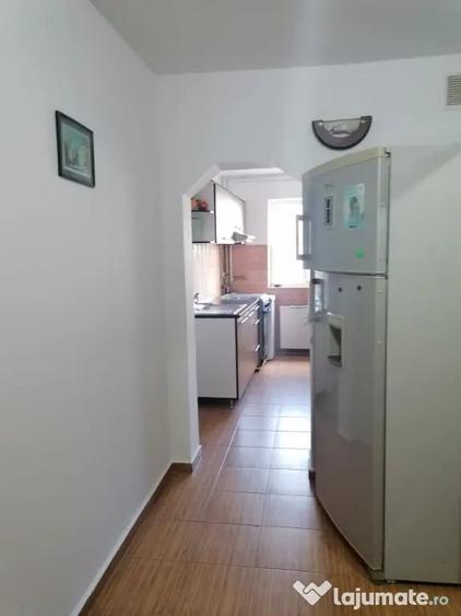 Apartament cu 2 camere decomandat în Vest
