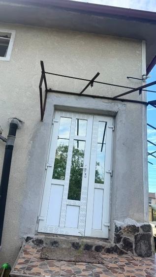 Casă individuală cu 5 camere cu Canalizare în Nord