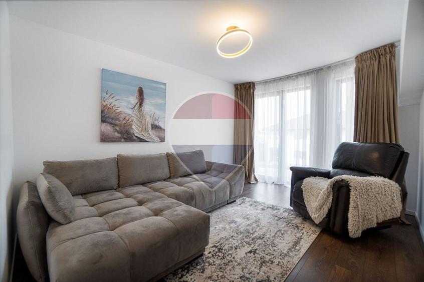 Casă individuală cu 5 camere cu Teren 600 Mp în Tărlungeni