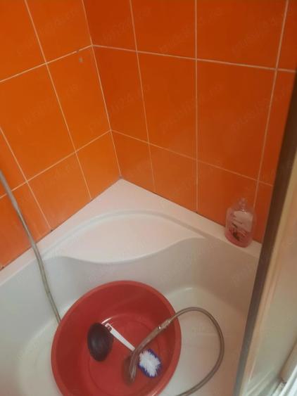 Apartament cu 2 camere semidecomandat în Rahova