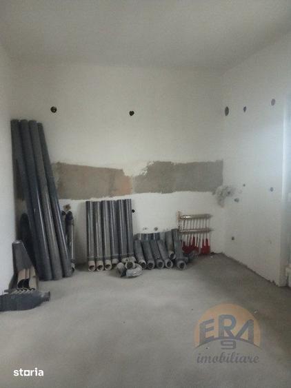 Casă cu 3 camere cu Teren 500 Mp în Sântandrei