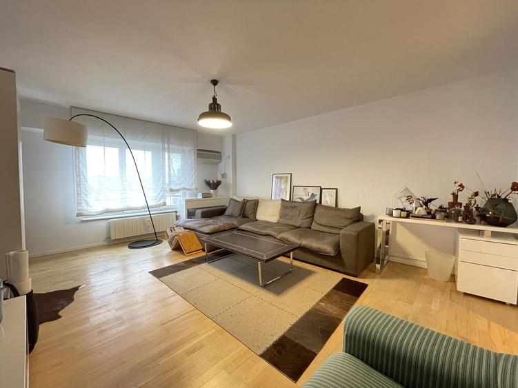 Apartament cu 3 camere decomandat, mobilat în Națiunile Unite