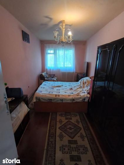 Apartament cu 4 camere decomandat în Tomis Nord