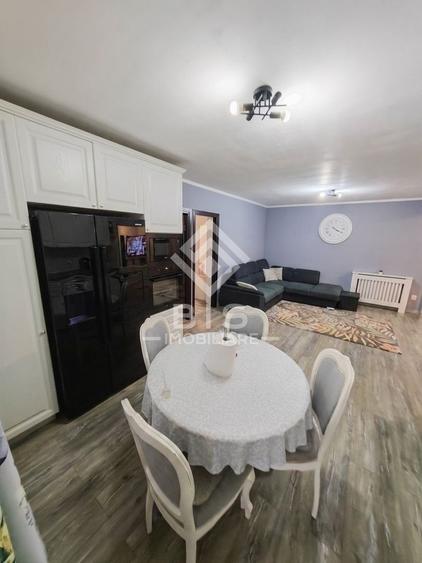 Apartament cu 3 camere decomandat în Sud