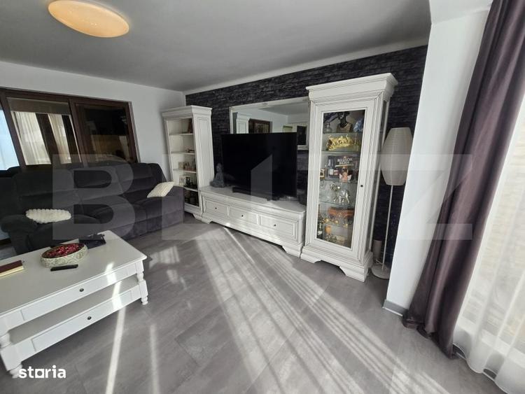 Casă cu 4 camere decomandat în Priseaca