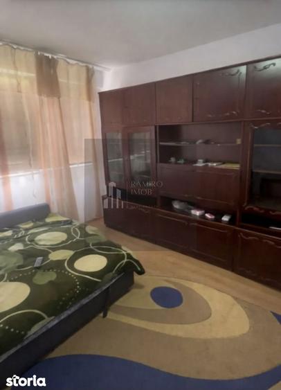Apartament cu 2 camere decomandat în Pieptănari