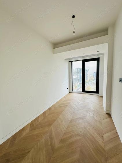 Apartament cu 3 camere decomandat în Barbu Văcărescu