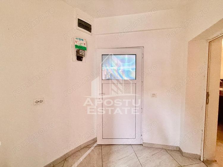 Apartament cu 2 camere semidecomandat în Lunei