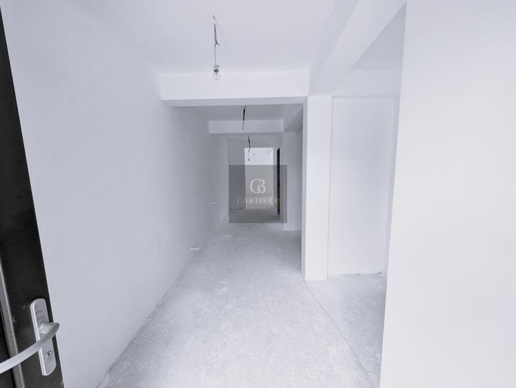 Duplex cu 4 camere cu Canalizare în Central