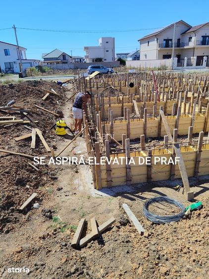 Teren 490mp,Amprenta 175mp, 3dormitoare,3bai,3terase, bucatarie inchis
