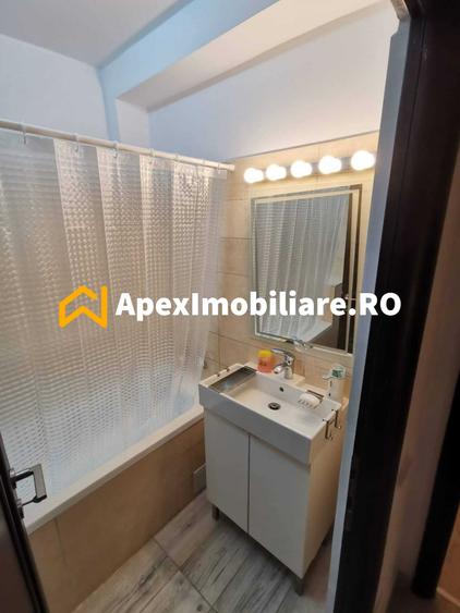 Casă individuală cu 5 camere cu Canalizare în Voluntari