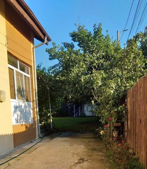 Casă cu 4 camere în Calea București