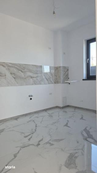 Casă cu 4 camere cu Teren 320 Mp în Central
