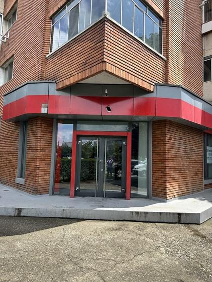 Spațiu comercial, de 130 mp, în Aradului