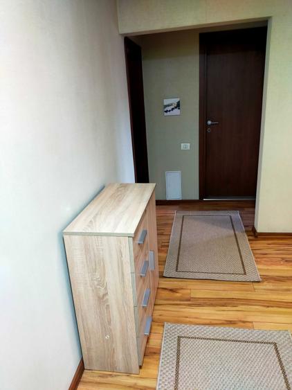 Apartament cu 2 camere decomandat în Plopilor