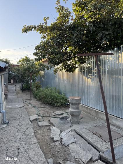 Casă cu 4 camere cu Teren 256 Mp în Radu Negru