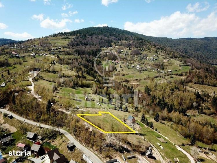 Teren de 1000 mp, în Horea
