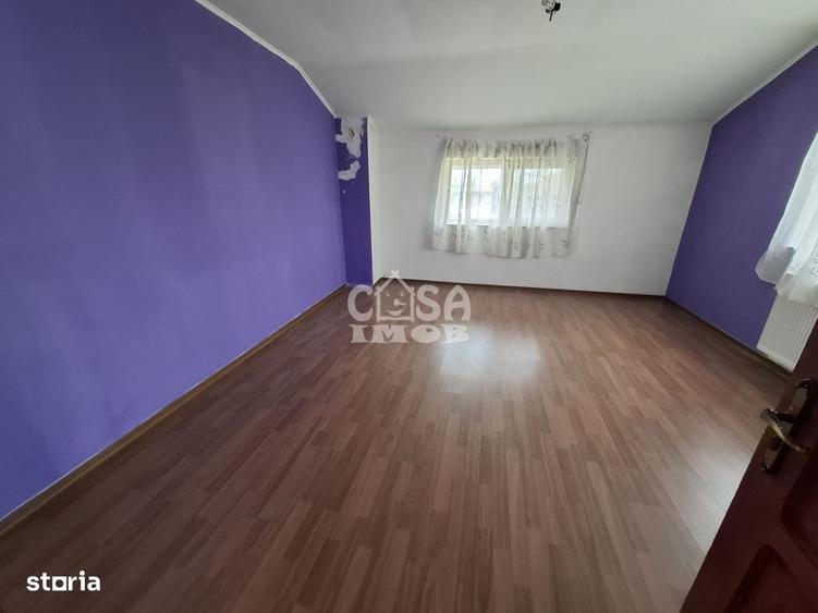 Casă cu 4 camere în Mogoșești