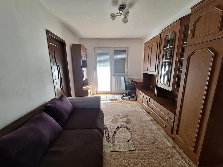 Apartament cu 2 camere nedecomandat în Aradul Nou