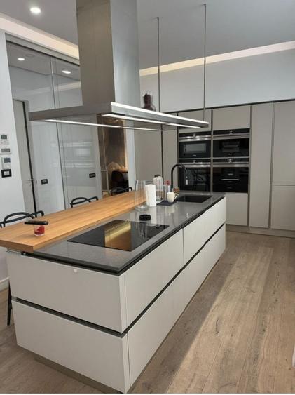 Apartament cu 4 camere, mobilat în Herăstrău