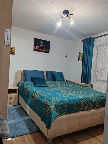 Casă cu 5 camere cu Teren 2400 Mp în Central