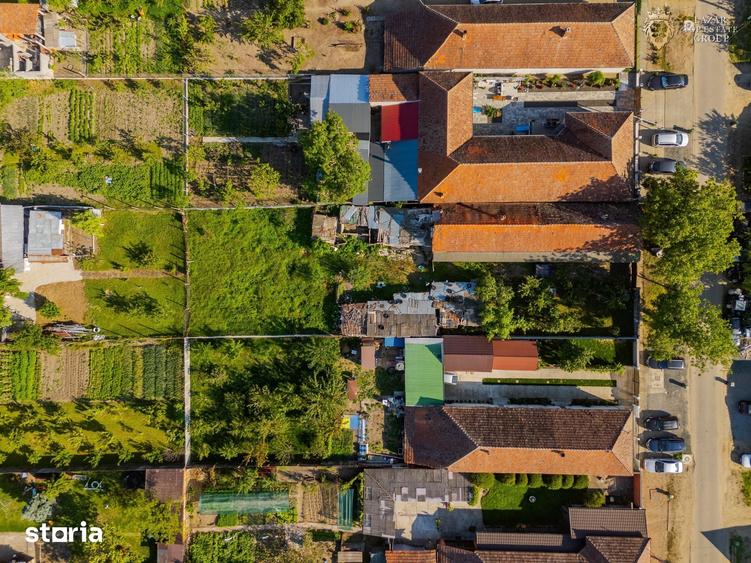 Casă cu 5 camere cu Teren 1065 Mp în Vladimirescu