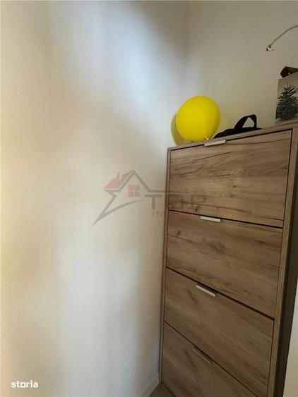 Apartament cu 2 camere semidecomandat în Podu Roș