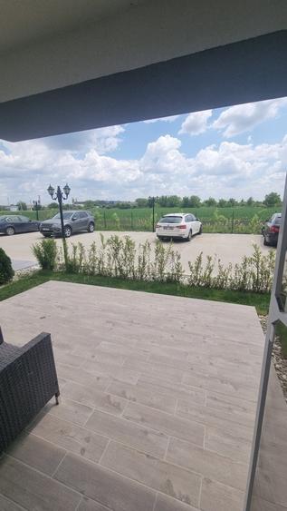 Garsonieră decomandată, mobilată în Vest