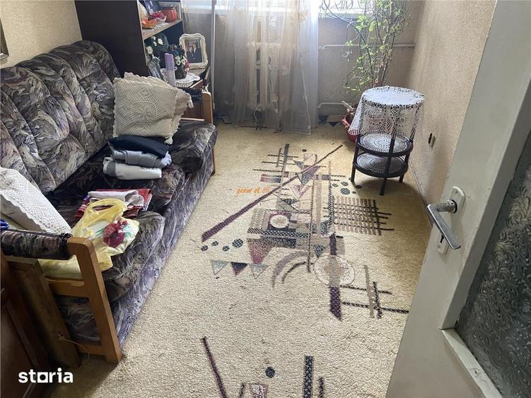 Apartament cu 3 camere decomandat în Ultracentral