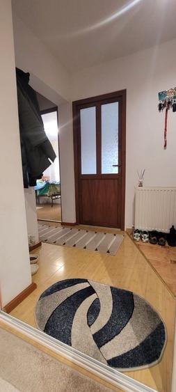 Apartament cu 3 camere decomandat în Craiter