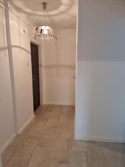 Apartament cu 2 camere semidecomandat, mobilat în Grivița