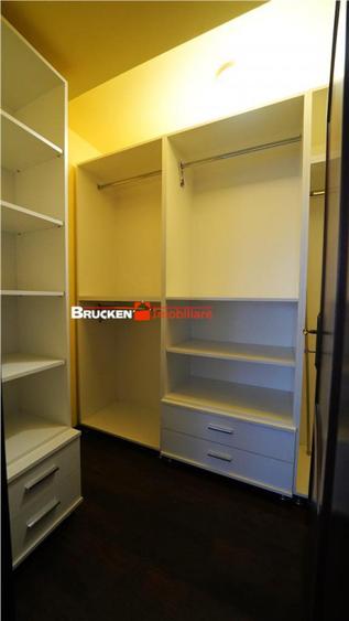 Apartament cu 3 camere decomandat în Ultracentral