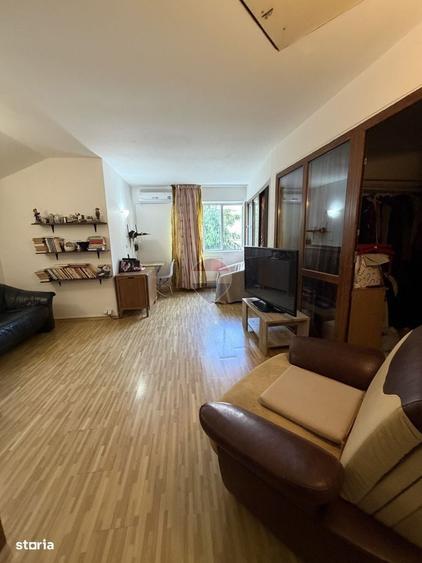 Apartament cu 4 camere în Central