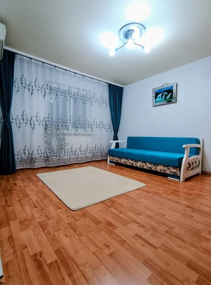 Apartament cu 2 camere semidecomandat în Central