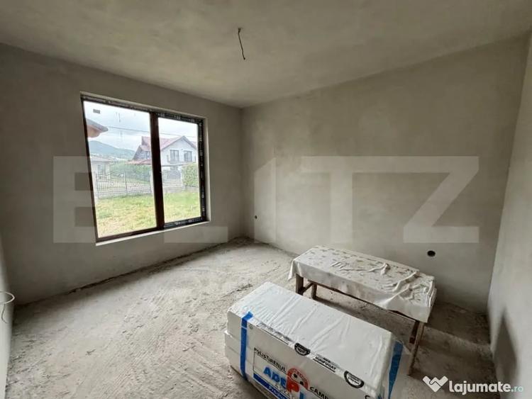 Casă cu 4 camere cu Teren 790 Mp în Șimleu Silvaniei