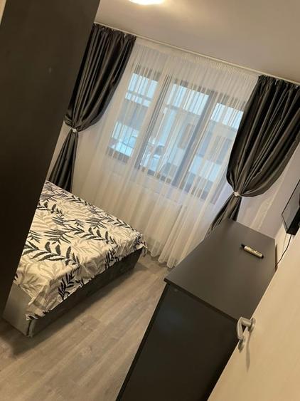 Apartament cu 2 camere decomandat, mobilat în Central