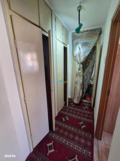 Apartament cu 2 camere decomandat în Cornișa