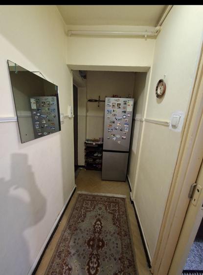 Apartament cu 2 camere nedecomandat în Ferentari
