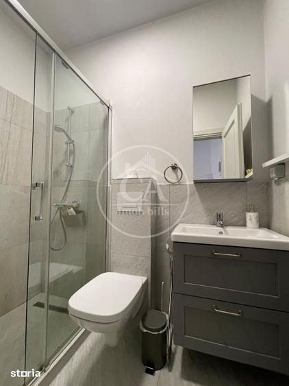 Casă cu 2 camere decomandat cu Teren 200 Mp în Central