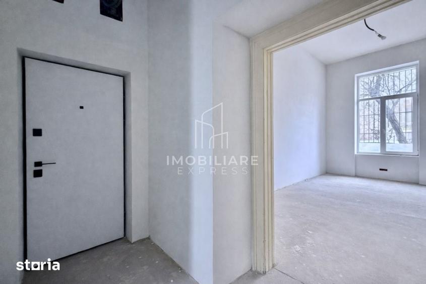 Apartament cu 4 camere în Mărăști