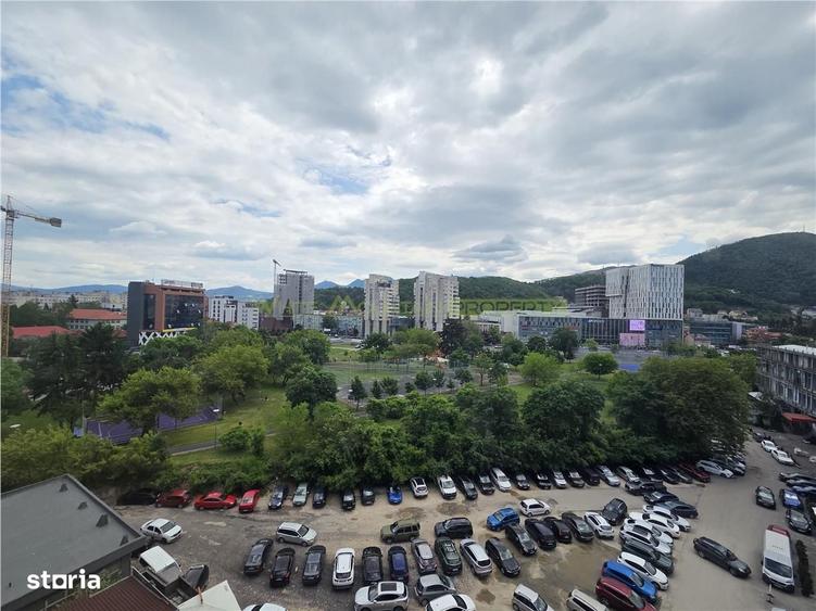 Apartament cu 2 camere în Centrul Civic