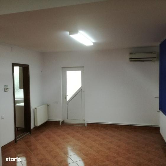 Casa cu 6 camere in Buna Ziua, curte 400 mp, birou sau locuinta! - 3