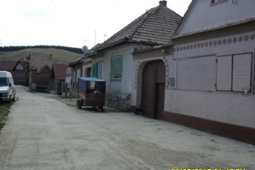 Casă cu 3 camere cu Teren 509 Mp în Poiana Sibiului