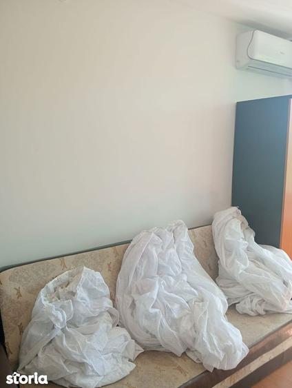 Apartament cu 3 camere decomandat, mobilat în Drumul Taberei