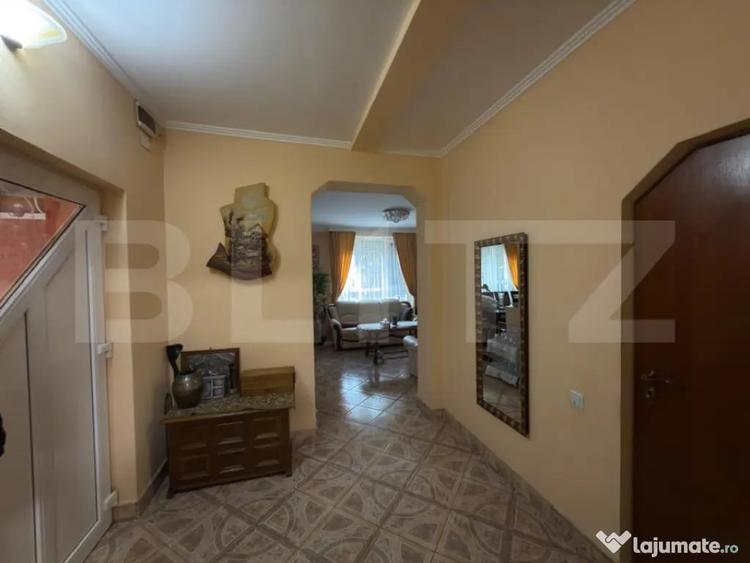 Casă cu 5 camere cu Teren 1300 Mp în Aurel Vlaicu
